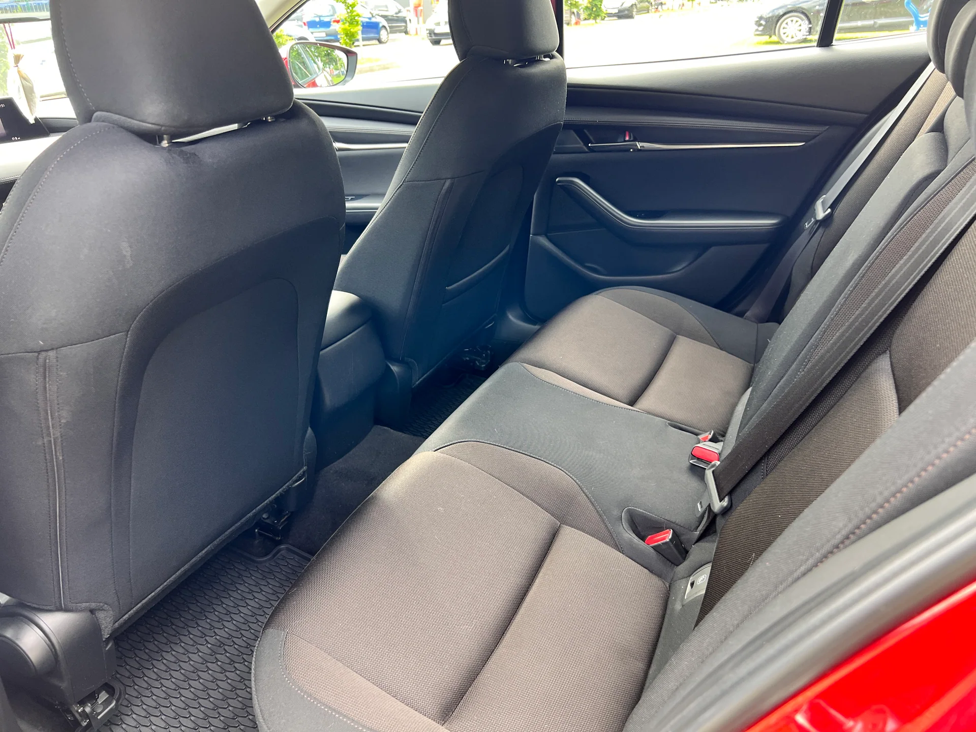 Interiorul Mazda 3