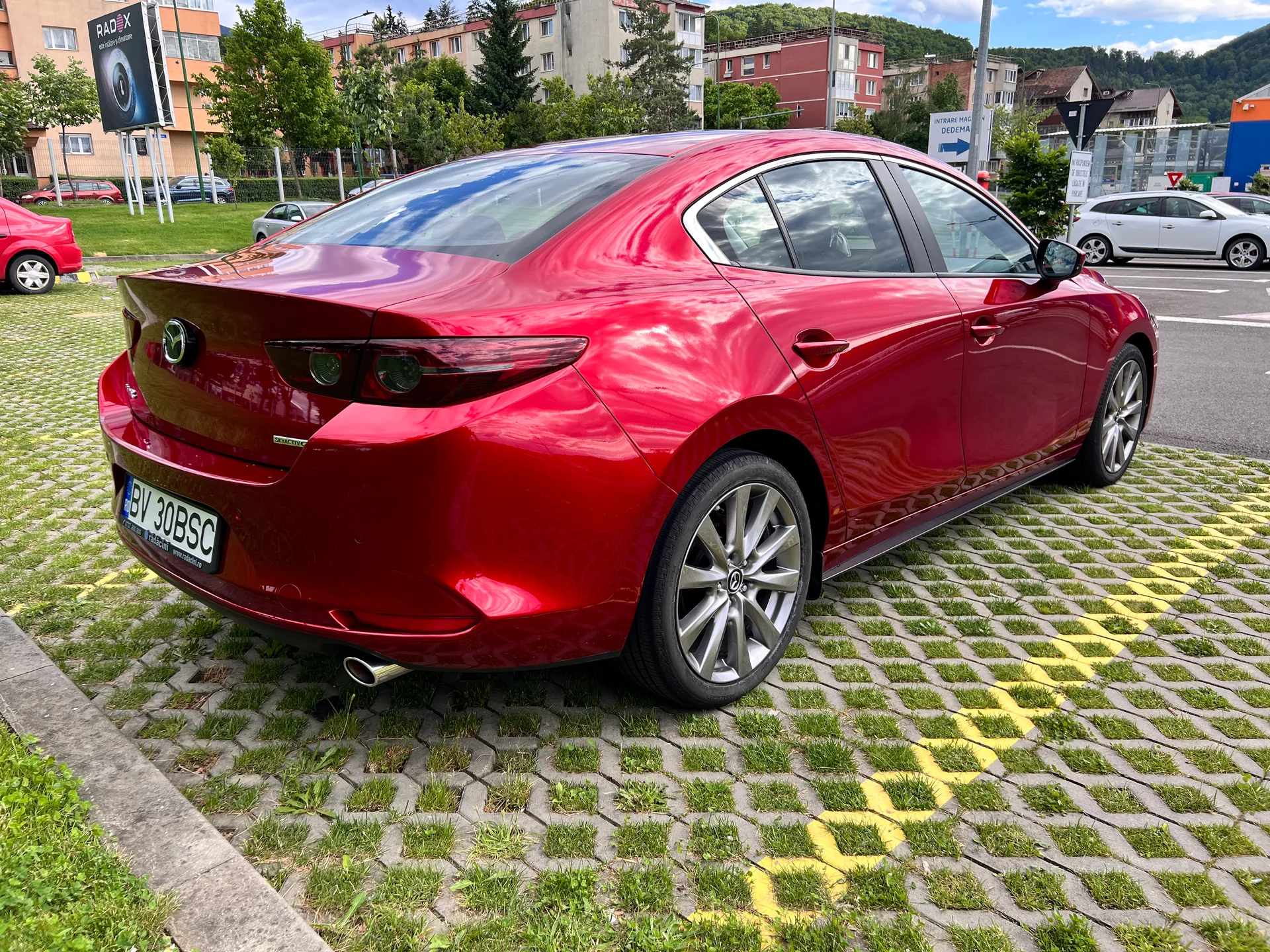 Vedere din spate Mazda 3